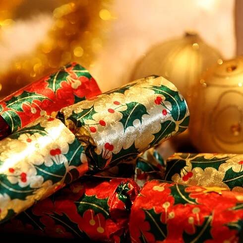 Your annual reminder that Christmas crackers are banned by 18 airlines