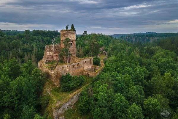 Zřícenina hradu Gutštejn foto 1