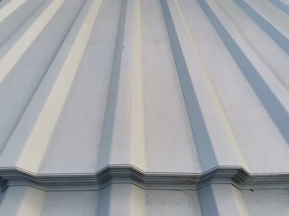 Trapézový plech T18 0,6mm - š.110/97cm - RAL 9010 | Plechy Skořenice