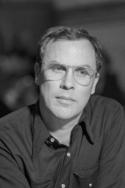 Robert Wilson, Boundary-Pushing Playwright and Director Who Collaborated with Philip Glass, Tom Waits, and Lady Gaga, Dies at 83