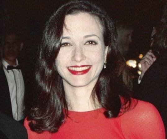 Bebe Neuwirth Biography - Facts, Childhood, Family Life of Actor, Dancer & Singer