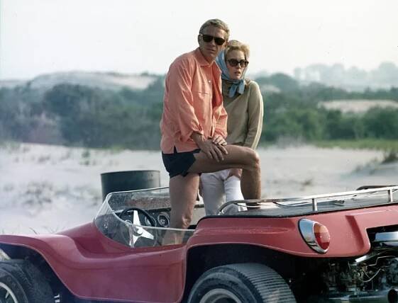 Steve McQueen znovu ve hře – tentokrát s buginou, která hrála ve filmu Aféra Thomase Crowna a bude na prodej!