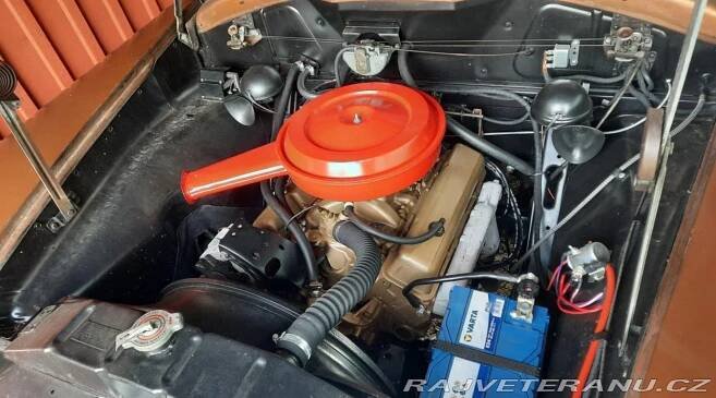 Hudson Hornet V8