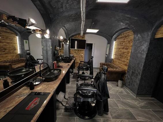 Domů – Peaky Barber Štětí a Lovosice