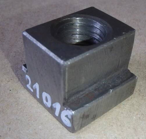 T matice 28x28x25, závit M16 - Nástrojenářadí.cz