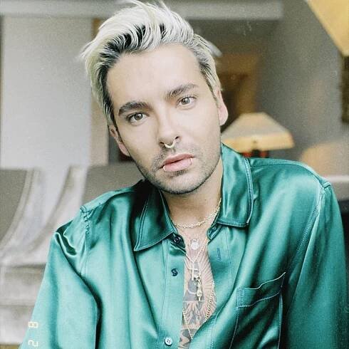 Pamatujete si na zpěváka Billa z Tokio Hotel? Dnes byste ho na ulici nepoznali!