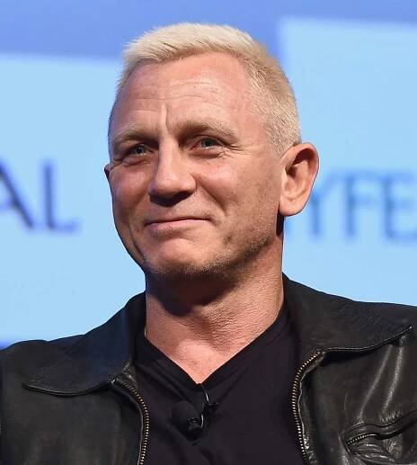 NEW YORK, NY - OCTOBER 07: Actor Daniel Craig speaks onstage during The New Yorker Festival 2016 - Daniel Craig Talks With Nicholas Schmidle at MasterCard Stage at SVA Theatre on October 7, 2016