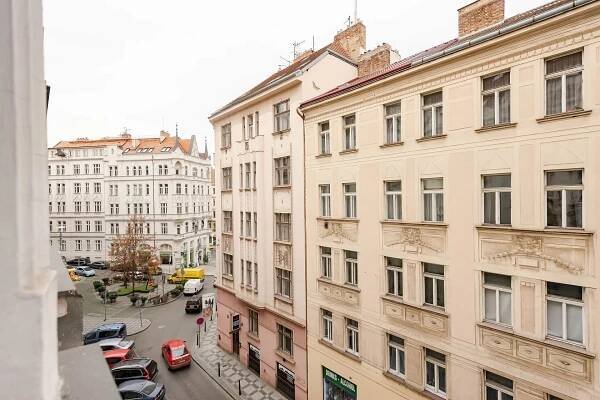 Odborů, Nové Město - Praha 2 | Pronájem, Byt 2+1, 55 m²