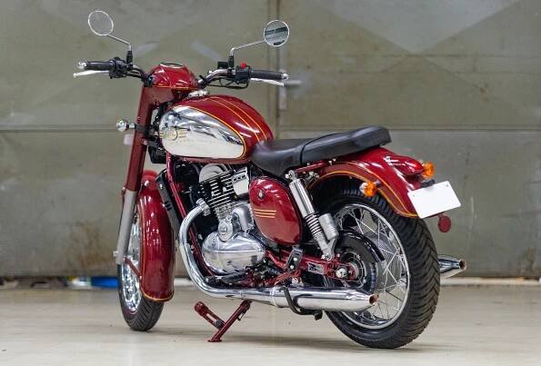 Jawa 300 CL (NOVÁ, 2024), 129.700 Kč