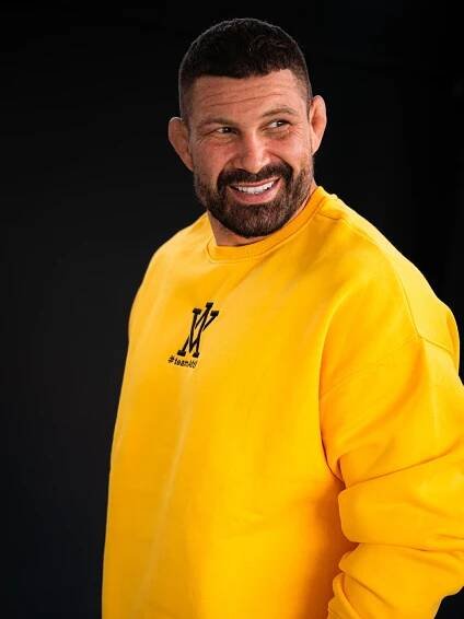 Mikina žltá #teamAttila | Attila Végh store