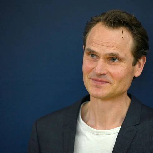 Tatort-Star Fabian Hinrichs: Sind Sie ein Frauenversteher?
