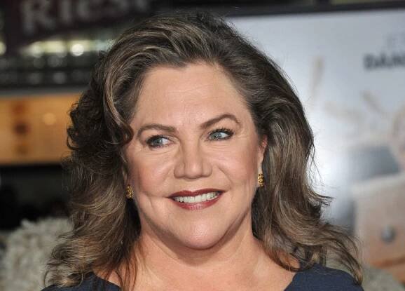 Kathleen Turner Facts