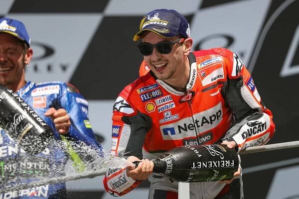 Ohlédnutí Roberta Sobčáka za kariérou Jorgeho Lorenza - eva-moto.com