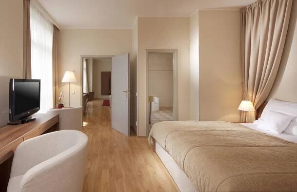 Clarion Old Town 4*
