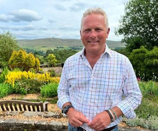 escape country jules hudson update