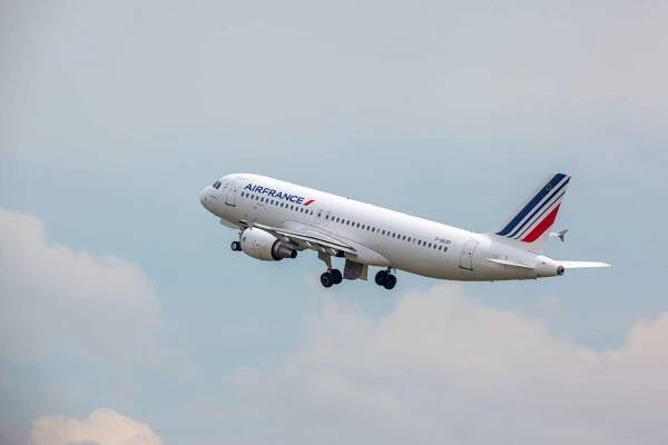 Soutěž o 3× 2 letenky s Air France