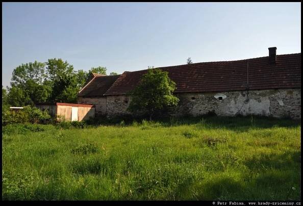 Hradišťko – fotografie / hrady-zriceniny.cz