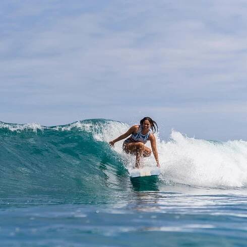 Surf Longboard 900 9' 67 l se 2 ploutvičkami a 1 středovou 8
