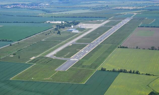 Flughafen Magdeburg-Cochstedt