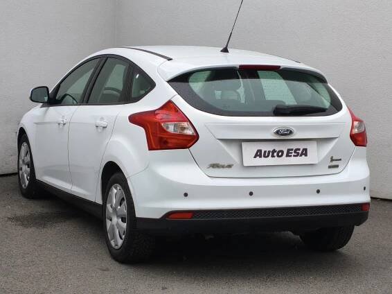 Ford Focus 1.0 EB, ČR hatchback - Foto 6