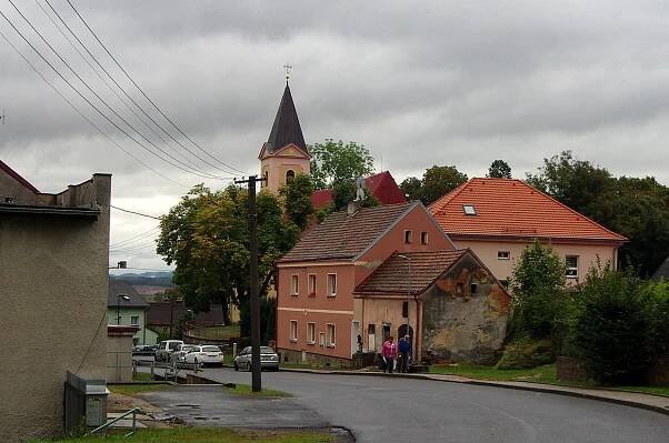 Lomnice u Sokolova - ubytování, počasí, foto, tipy na výlet, informace