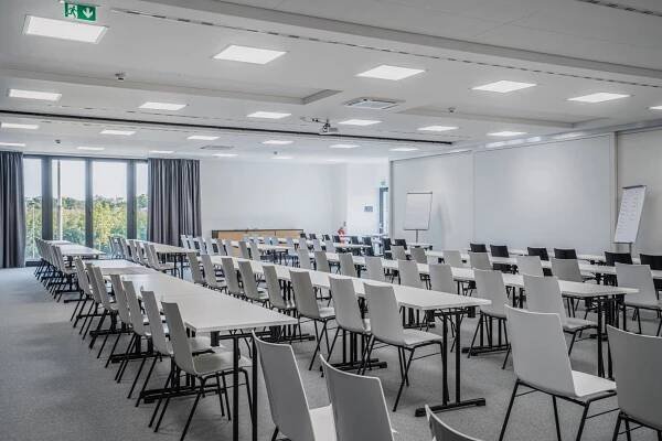 EA Congress hotel Aldis - kongresový sál Gočár