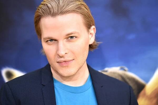 People Now: Ronan Farrow Addresses Bombshell Book's Matt Lauer Allegations on GMA - Watch the Full Episode