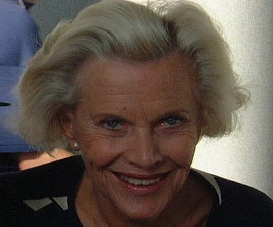 Honor Blackman