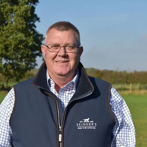 Meet Our Sales Team | Skinners Dog Food