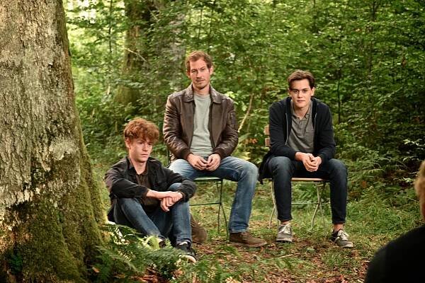 Marie fängt Feuer - Schattenhaft - Z filmu - Jonas Holdenrieder, Stefan Murr, Moritz Regenauer