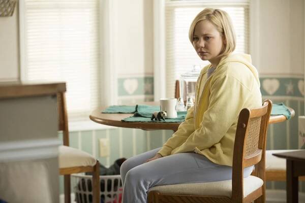Rectify - Hoorah - Z filmu - Adelaide Clemens
