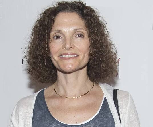 Mary Elizabeth Mastrantonio Biography - Facts, Childhood, Family Life & Achievements