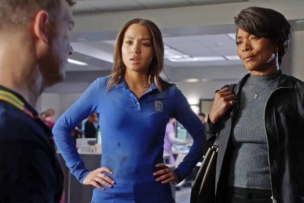 9-1-1 star Corinne Massiah previews May's biggest test yet