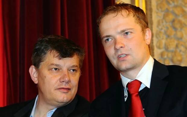 Fotogalerie: Aleš Hušák s právníkem na jednání věřitelů