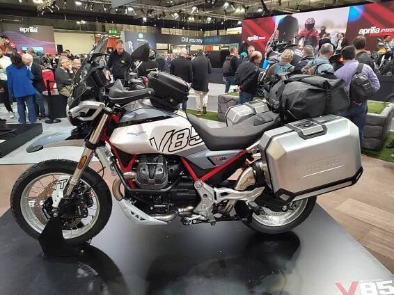 DMOTO | Představujeme facelift Moto Guzzi V85 2024