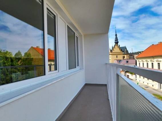 Byt 2+1, Slaný - pronájem - Realitní makléř v lokalitách Kladno, Praha a okolí | Realitní makléř v lokalitách Kladno, Praha