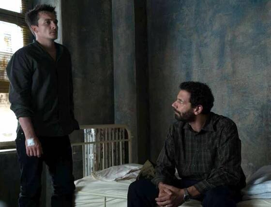 Ve jménu vlasti - Parabióza - Z filmu - Rupert Friend, Mehdi Nebbou