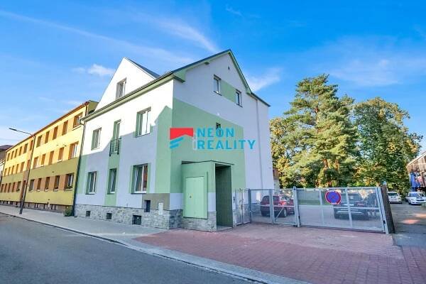 Pronájem bytu 3+1 77 m², Slavníkovců, Ostrava - Mariánské Hory
