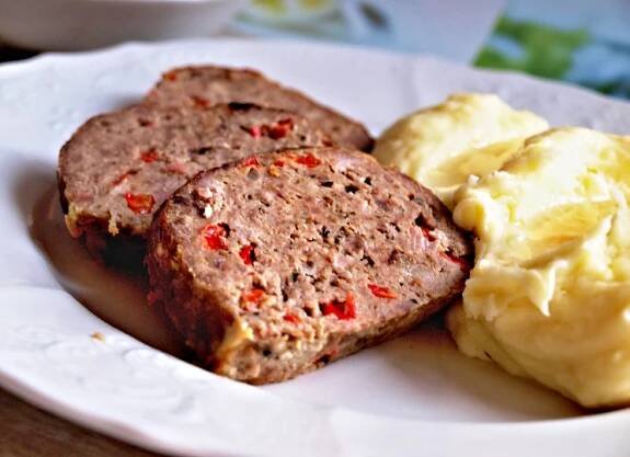 Recept : Lahůdková sekaná pečená v remosce