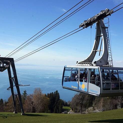 Österreich: FKK-Protest gegen Seilbahn – Sorge vor Schaulustigen