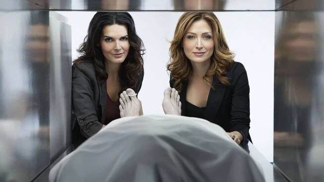 Rizzoli & Isles: Vraždy na pitevně