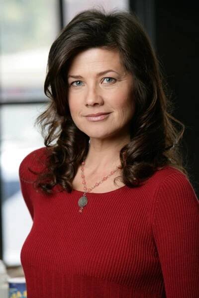 Daphne Zuniga