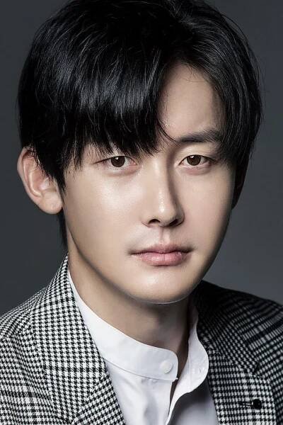 Kim Jun-han herec