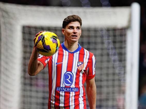 Julian Alvarez makes feelings clear on joining Arsenal in surprise summer transfer