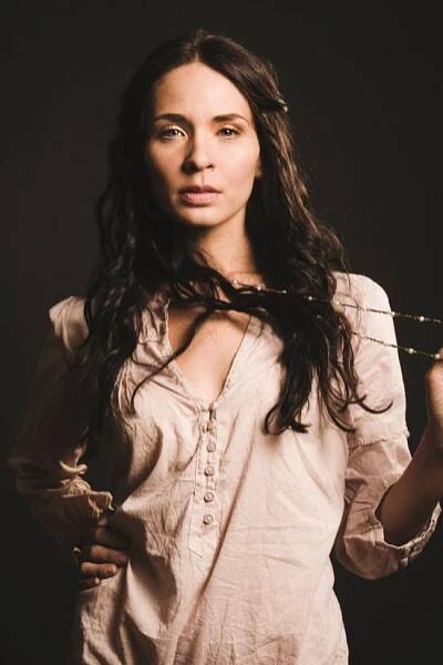 Adriana Louvier - Telenovely.net ... vše o telenovelách na jednom místě