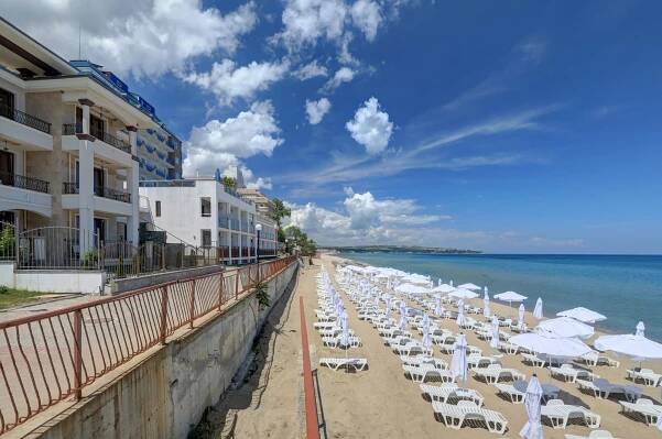 Hotel Paraiso Beach, Bulharsko Obzor - 5 748 Kč Invia