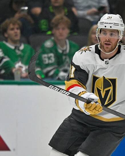 NHL roundup: Knights make it two straight at Dallas