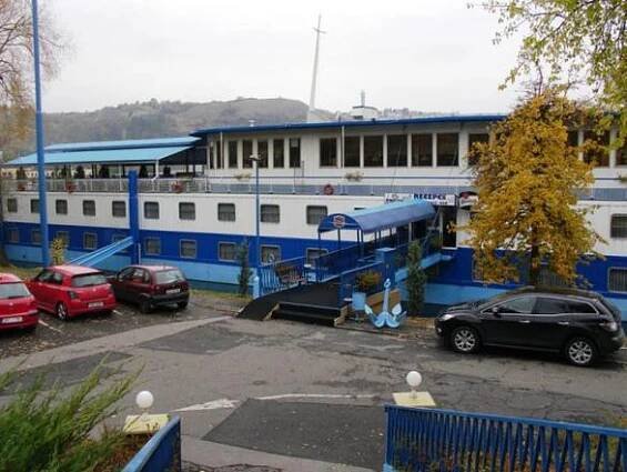 BOTEL RACEK*** foto 3