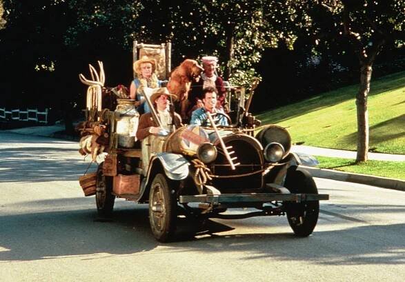 Burani z Beverly Hills - Z filmu - Erika Eleniak, Jim Varney, Diedrich Bader, Cloris Leachman