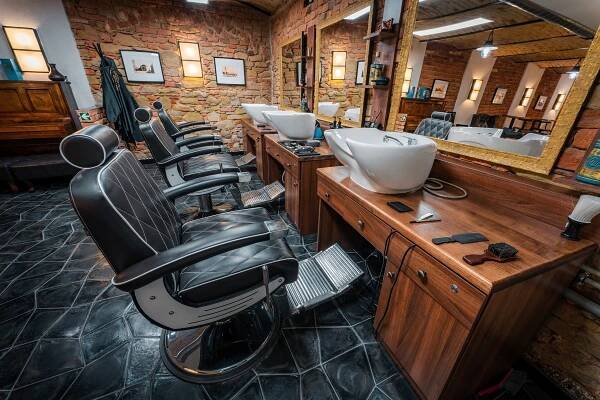 Head Barber – Stylové barbershopy ve Zlíně a Kroměříži